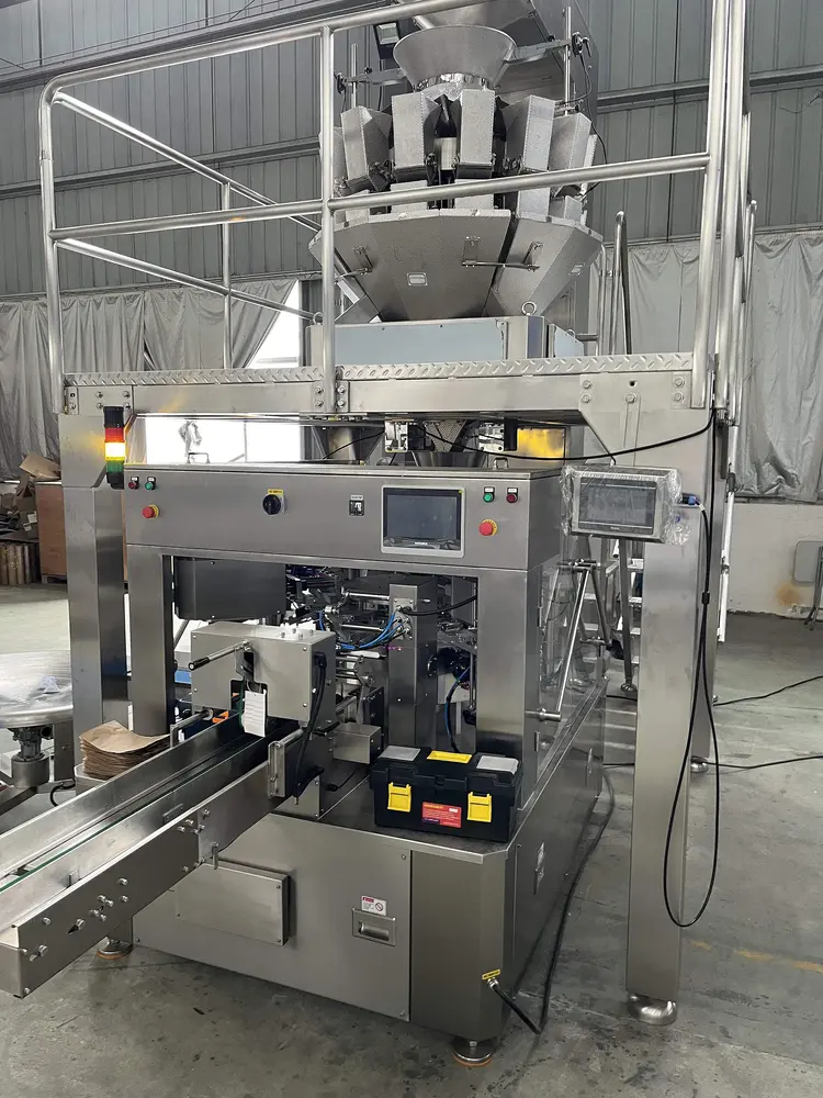 Stroj Dojpack pro kusové suroviny